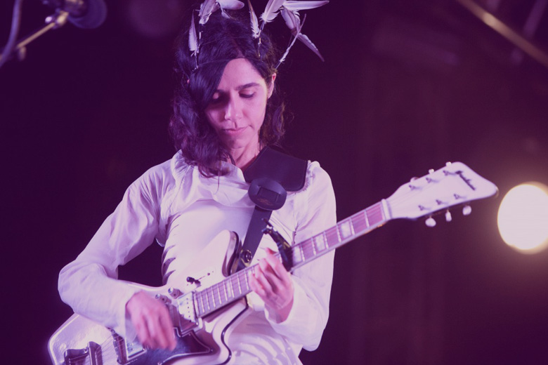 PJ Harvey publicará un libro de poesía «The Hollow of the Hand»