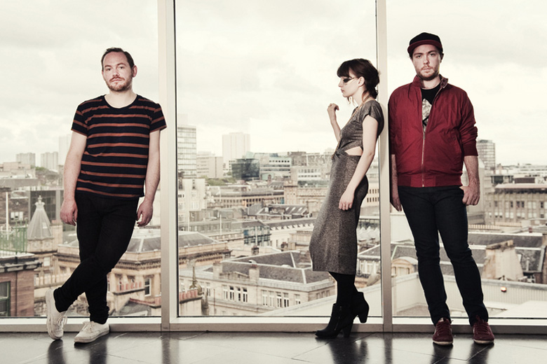 Chvrches regresa al estudio en enero 2015