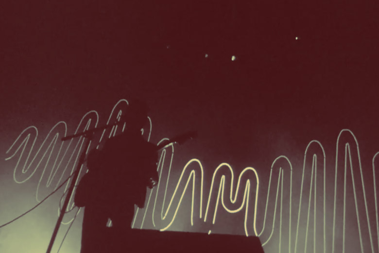 Artic-Monkeys-Live-3