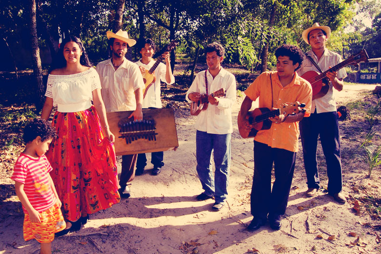 Los Cojolites, conservación y divulgación del son jarocho
