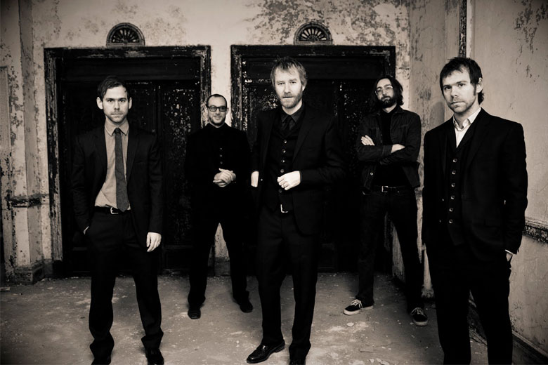 The National Estrena Video