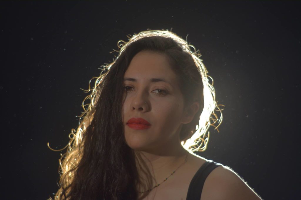 Bere Contreras estrenó #Octubre una canción de amor propio.