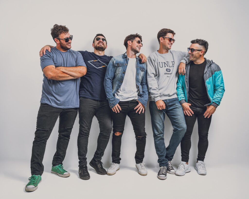 EL VISTO presenta VulgarIA: un debut íntimo, crudo y sin concesiones
