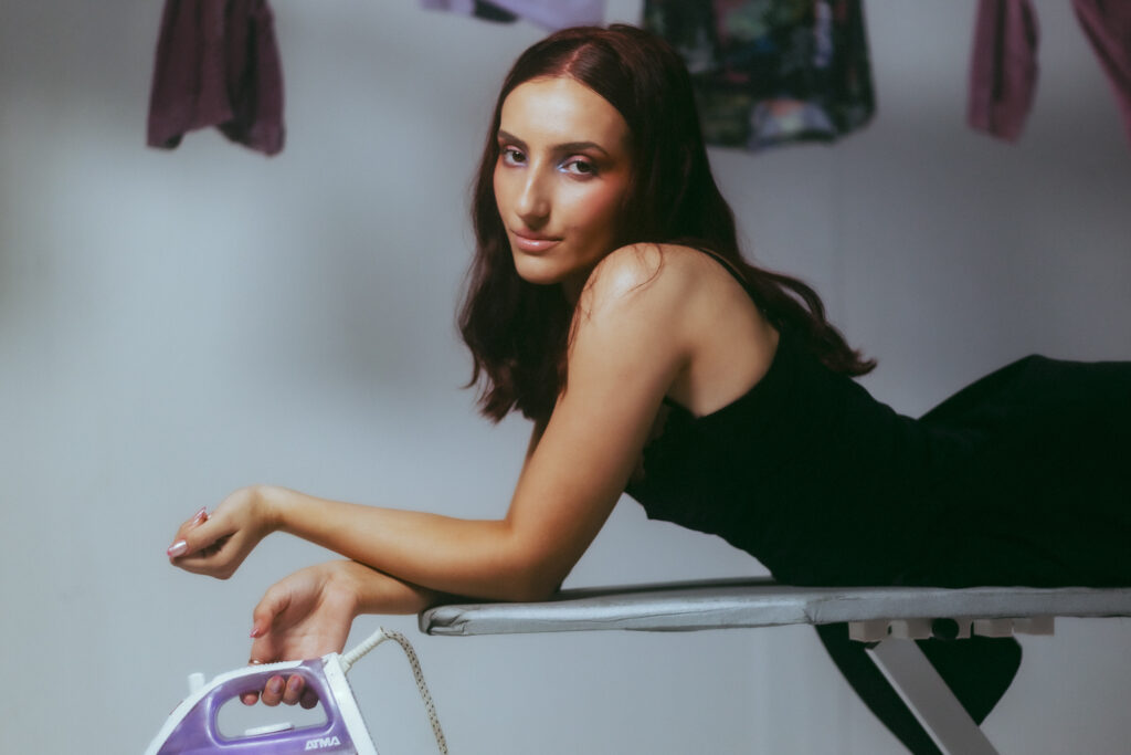 TRINIDAD PRESENTA “FAN DE SU RELACIÓN”, SU NUEVO SINGLE