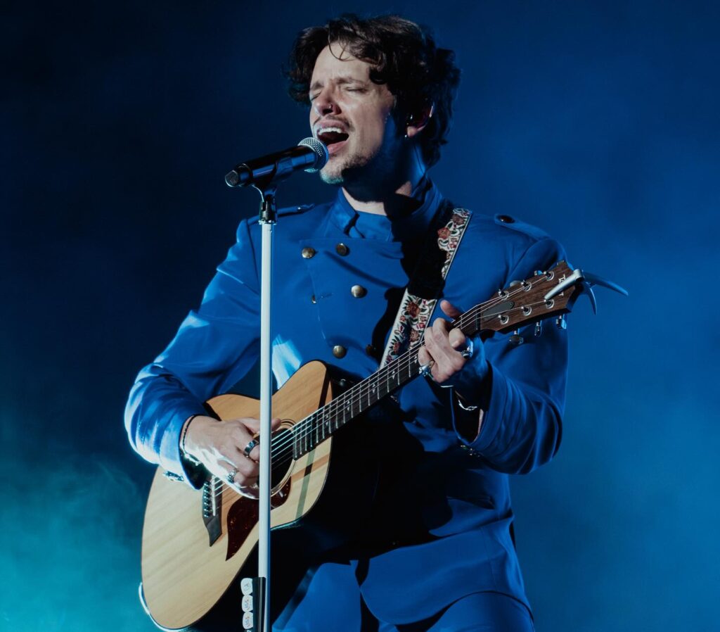 Lasso obtiene dos nominaciones al Latin GRAMMY 2025 con Malcriado y “Lucifer”