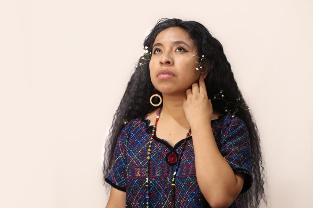 Sara Curruchich presenta “Germina Libertad”, himno oficial del World Food Forum 2025