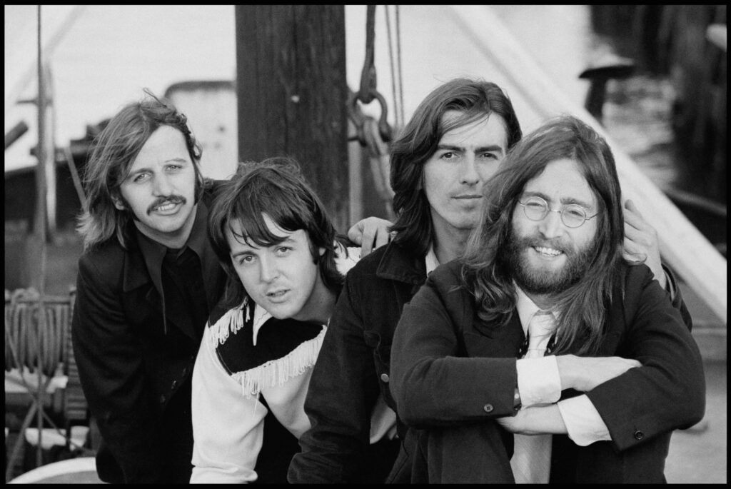 The Beatles y su legado: nuevas ediciones musicales, documental restaurado y libro conmemorativo.