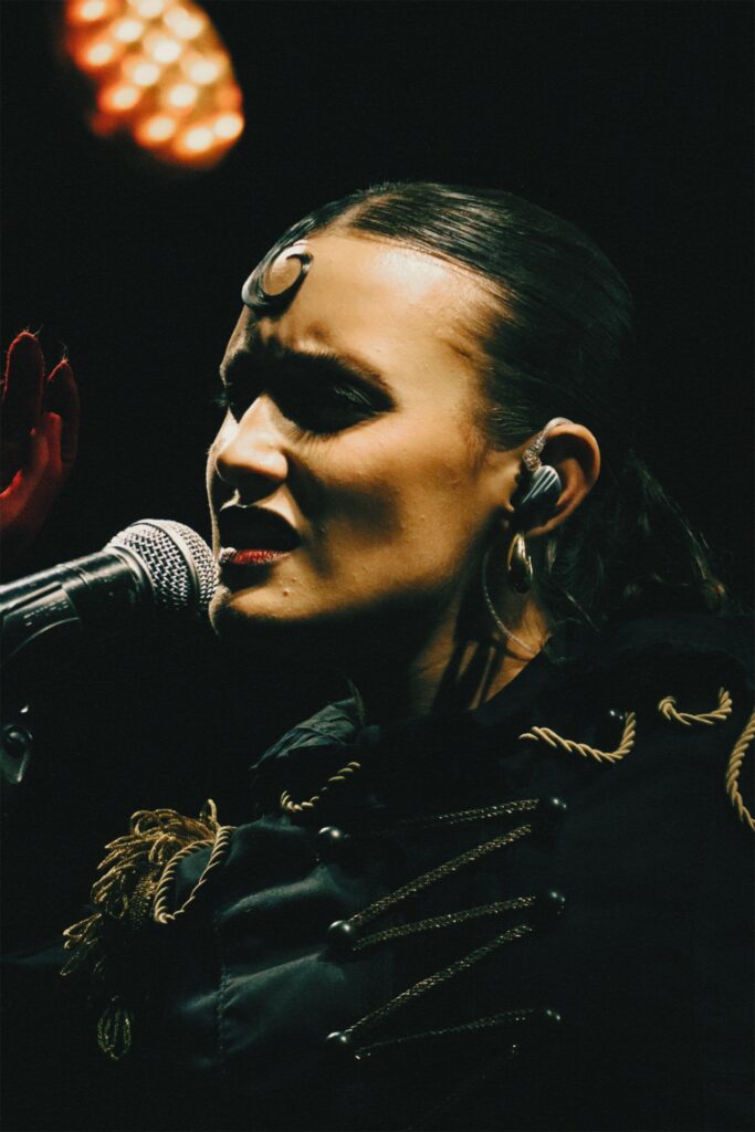 LA VALENTI CERRÓ EL AÑO CON UN SHOW IMPACTANTE EN THE ROXY