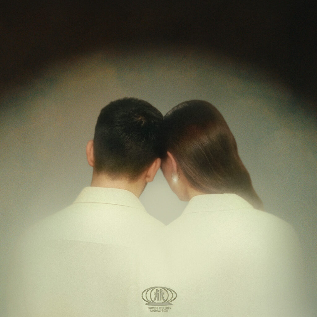 AINDA VUELVE A LA RAÍZ CON “FUIMOS LOS DOS (REVERSIONES)”