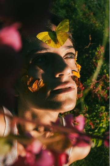 Everything Here Is Alive: música que respira, muta y florece desde la tierra