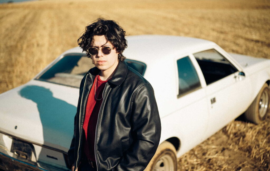 Esperón convierte un amor fugaz en un himno llamado «Meteora»