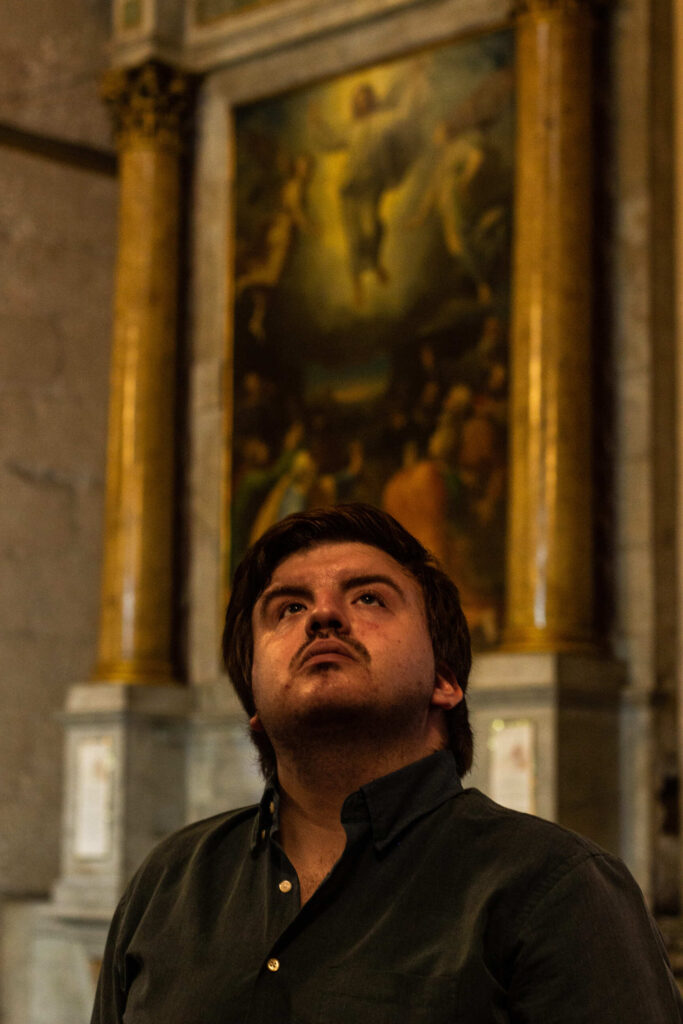 Emilio Silva debuta como solista con Epopeya Vol. I, un viaje musical inspirado en La Divina Comedia
