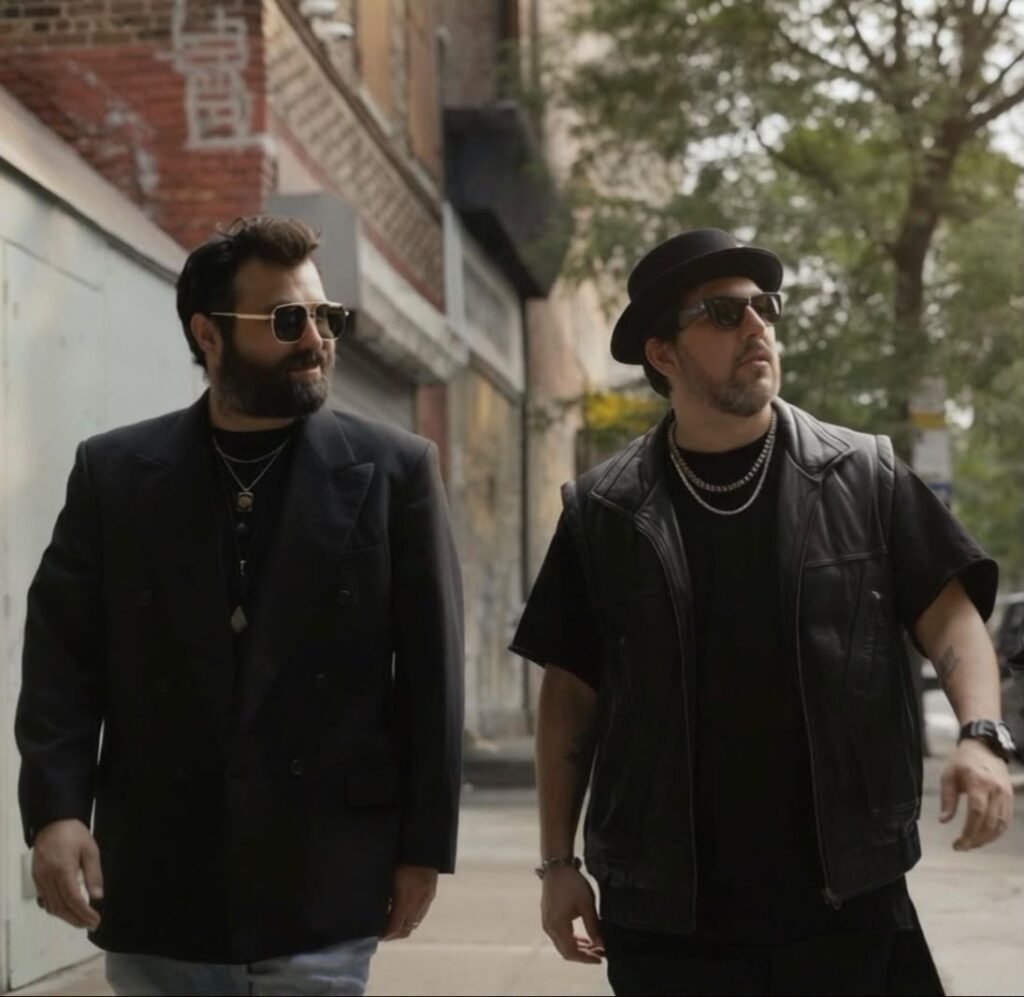 THEKOIWAY abre su universo sonoro con RÜPÜ, su álbum debut de raíz latinoamericana y espíritu contemporáneo